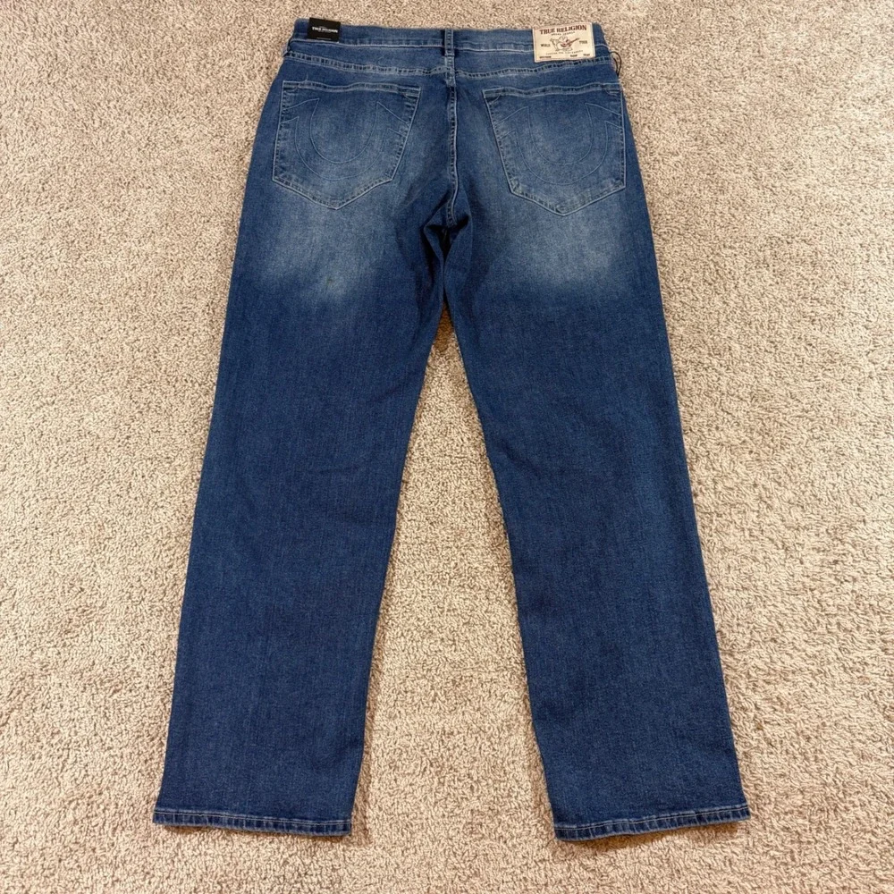 True Religion Bobby Relaxed Baggy Mens 32x32 Blue NWT Chenille Applique Jeans